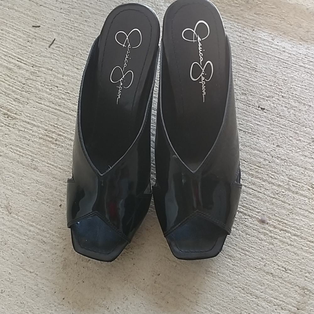 Sandals - Picture 6 of 6